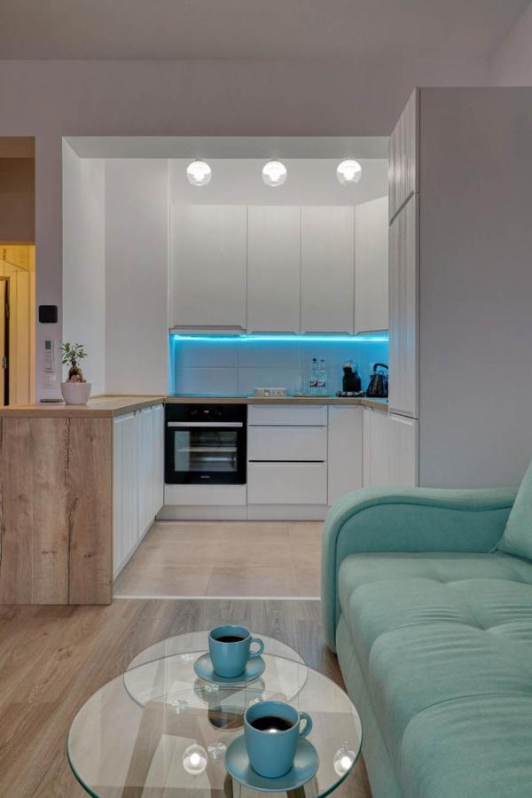 Apartment Inspiration Station: Cozy With Smart Thermostat Near Ior Park