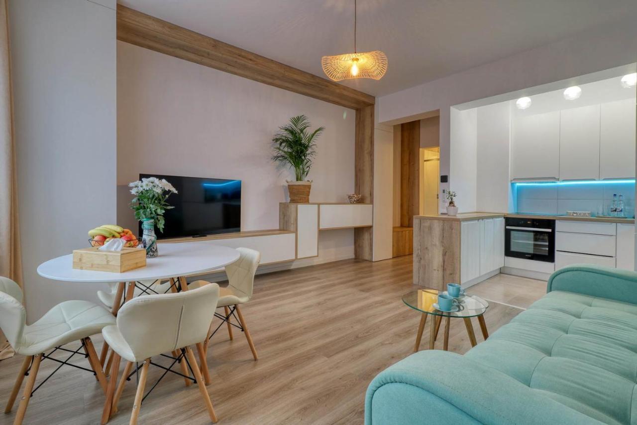 Inspiration Station: Cozy With Smart Thermostat Near Ior Park Apartment Bucharest