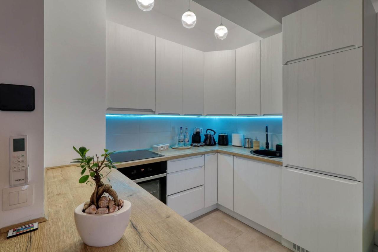 Inspiration Station: Cozy With Smart Thermostat Near Ior Park Apartment Bucharest